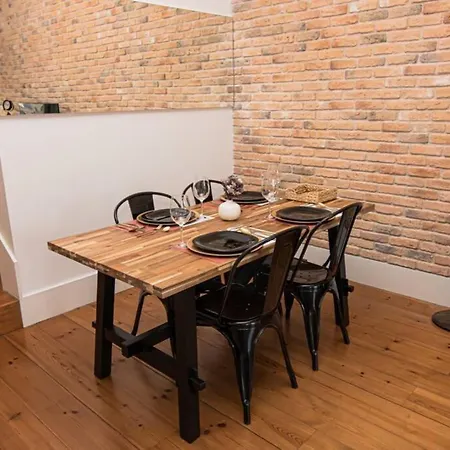 Cais Do Cavaco Distillery Residence